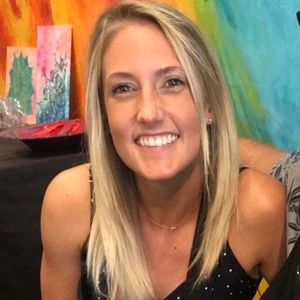 Meet your Posher, Melanie